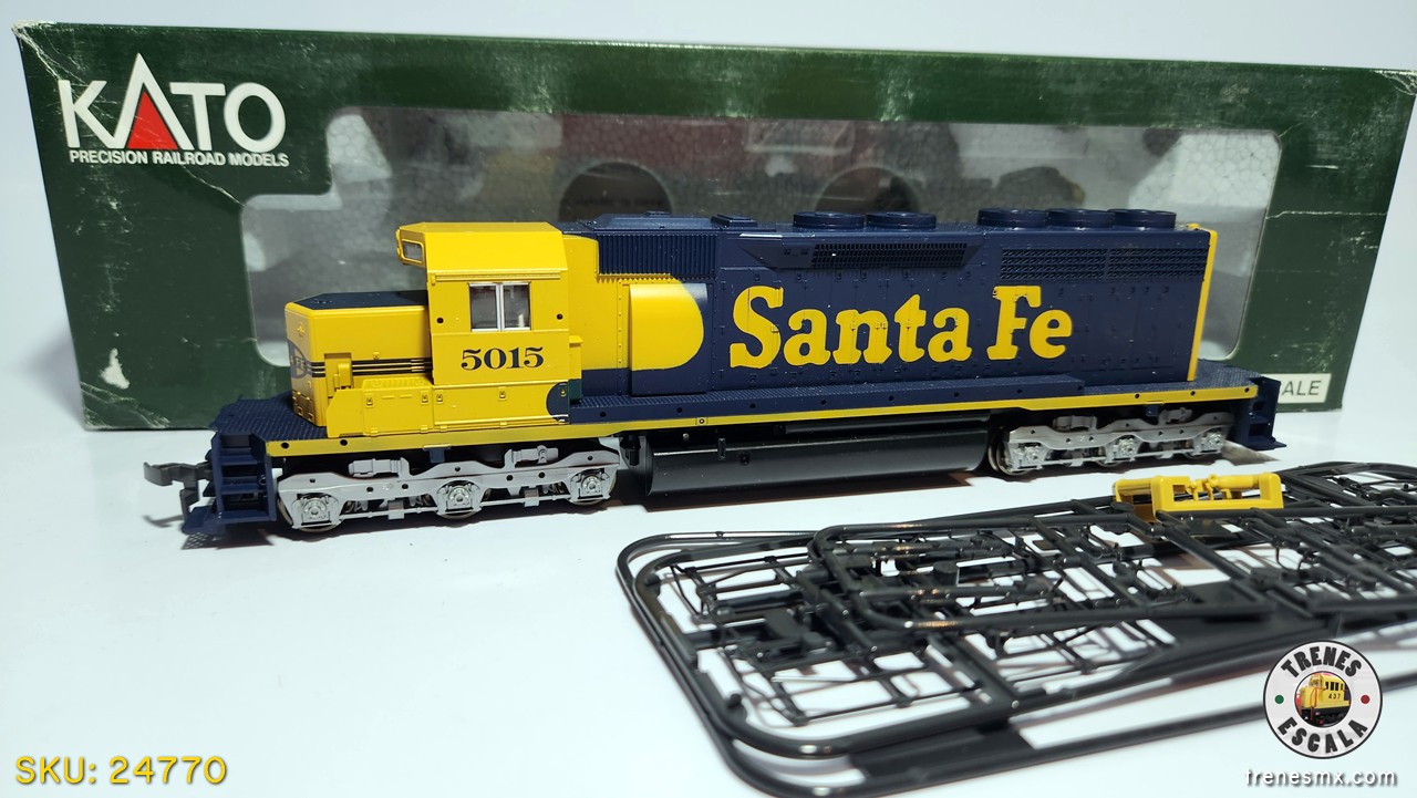 Kato SD40  